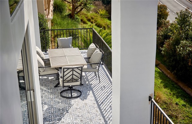 7080 Via Del Mar, Rancho Palos Verdes CA: https://media.crmls.org/medias/5b52b725-a470-4997-8a1e-c36df8ccb8a0.jpg