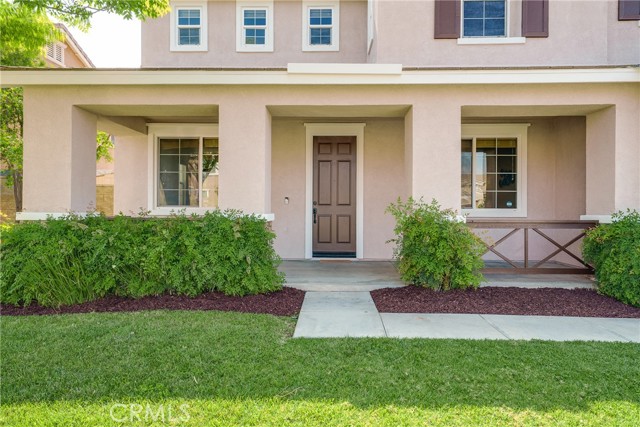 Detail Gallery Image 5 of 38 For 12932 Gingerwood Ct, Corona,  CA 92880 - 5 Beds | 4 Baths