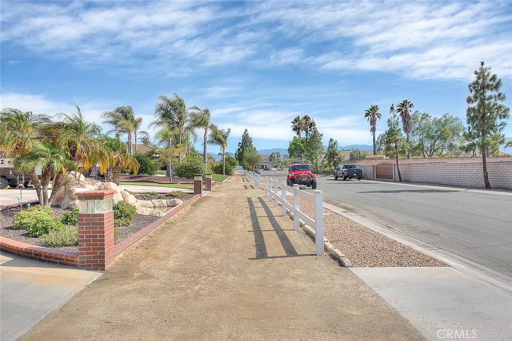 MLS #CV25169177 img 59