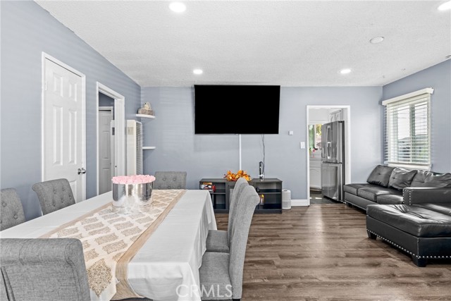 Detail Gallery Image 3 of 26 For 12822 Hensel, Baldwin Park,  CA 91706 - 4 Beds | 2 Baths