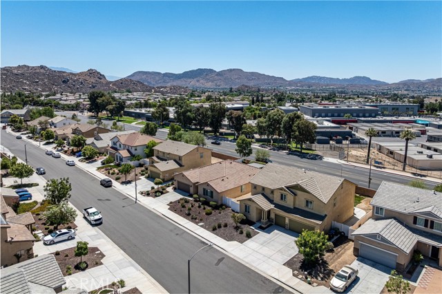 26833 Regency Way, Moreno Valley CA: https://media.crmls.org/medias/5b563773-3906-45d7-98f1-af80a6d7f321.jpg