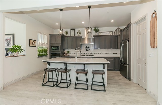 Detail Gallery Image 9 of 53 For 1523 N Ryan Ave, Clovis,  CA 93619 - 5 Beds | 4 Baths