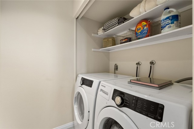Washer and dryer in the master suite makes it so convenient!