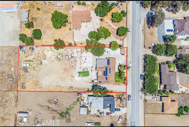 6246 Knox Avenue, Fontana CA: https://media.crmls.org/medias/5b592e4c-2c49-40a9-8f3c-7bff2cb19d86.jpg