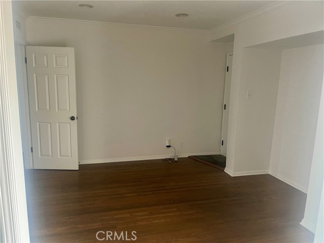 Detail Gallery Image 9 of 24 For 229 via Pasqual, Redondo Beach,  CA 90277 - 4 Beds | 4 Baths