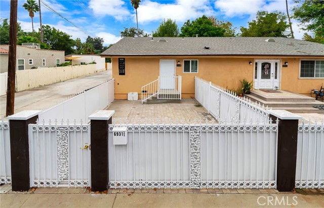 Detail Gallery Image 12 of 13 For 6931 3/4 Amigo Ave, Reseda,  CA 91335 - 0 Beds | 1 Baths