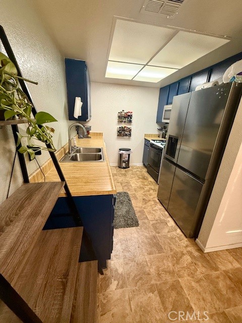 Detail Gallery Image 7 of 13 For 1380 W 48th St #48,  San Bernardino,  CA 92407 - 2 Beds | 1/1 Baths