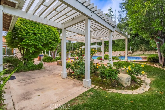 369 Ashbury Lane, Upland CA: https://media.crmls.org/medias/5b5b0c67-6b89-4914-ad2b-1878abef9049.jpg