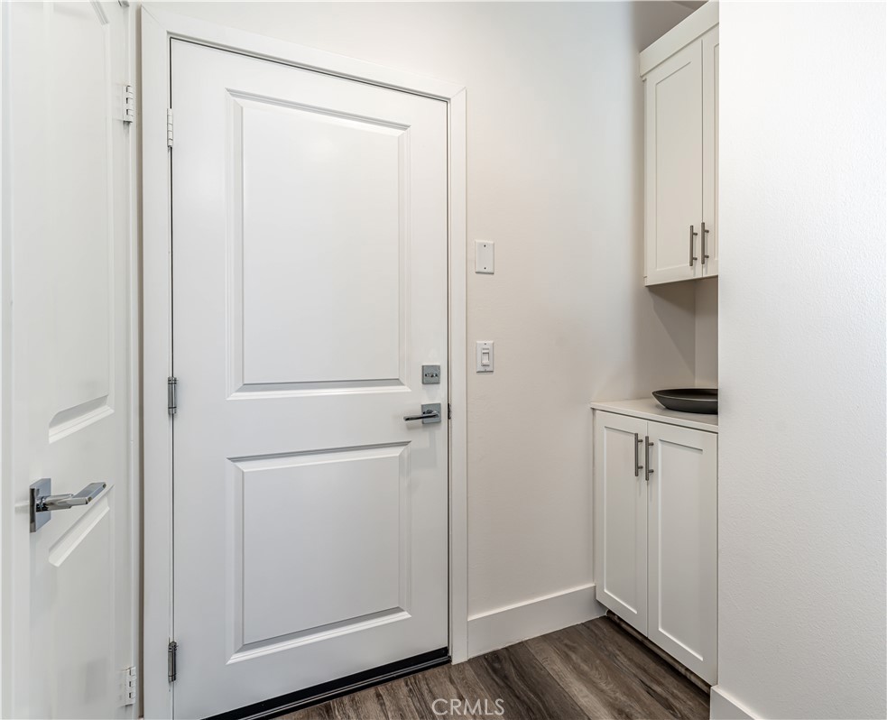 12234 Greenleaf Lane