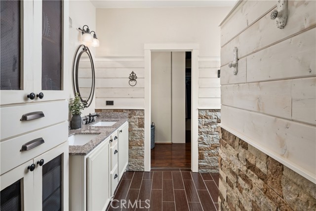 Image 15 of 30 For 27975 Langley Place