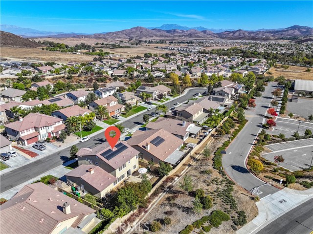 Detail Gallery Image 9 of 48 For 31637 Meadow Ln, Winchester,  CA 92596 - 5 Beds | 4 Baths