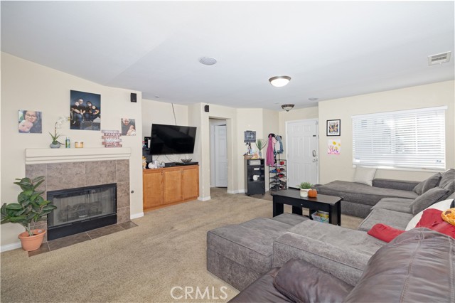 Detail Gallery Image 9 of 28 For 10990 Windcrest, Adelanto,  CA 92301 - 3 Beds | 2 Baths