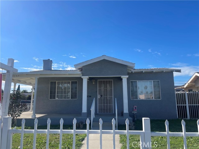 Detail Gallery Image 2 of 9 For 5157 Arlington, Los Angeles,  CA 90043 - 3 Beds | 2 Baths