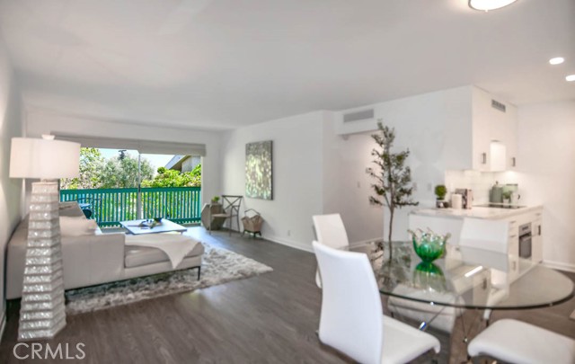 Front Image Thumbnail for CRPW26080388