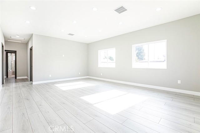 Detail Gallery Image 6 of 40 For 16646 Lahey St, Granada Hills,  CA 91344 - 3 Beds | 2 Baths