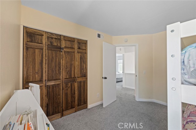 164 Stanford Court, Irvine CA: https://media.crmls.org/medias/5b5ddcd4-5cba-45b0-a9e4-ea6adbd681e4.jpg