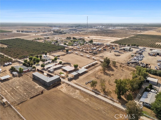 Detail Gallery Image 11 of 73 For 30751 Sharp, Shafter,  CA 93263 - 3 Beds | 2 Baths