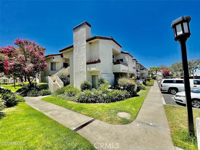 Front Image Thumbnail for CRSR25242172