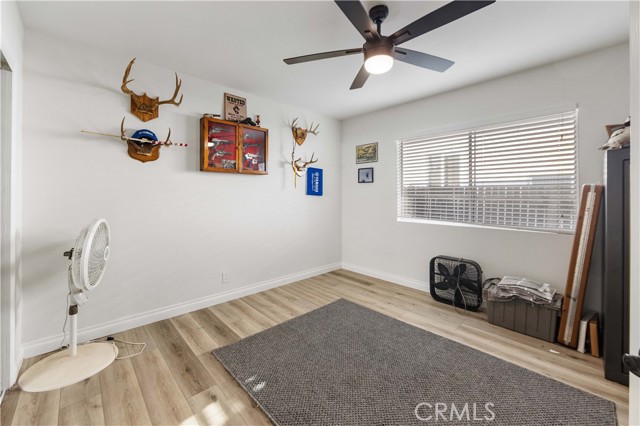 18557 Napa Street, Northridge CA: https://media.crmls.org/medias/5b5f7f37-ab50-4d75-a1fb-919cac0e889b.jpg