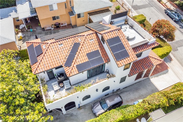 Detail Gallery Image 43 of 48 For 640 Raymond, Santa Monica,  CA 90405 - 4 Beds | 3 Baths