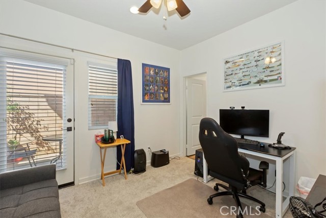 Detail Gallery Image 19 of 44 For 15816 Parry Peak, Fontana,  CA 92336 - 4 Beds | 3/1 Baths