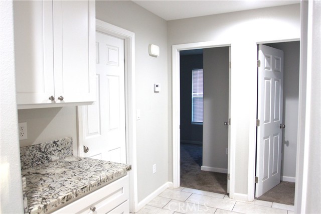 Detail Gallery Image 6 of 9 For 16965 Palm, Hesperia,  CA 92345 - 3 Beds | 2 Baths