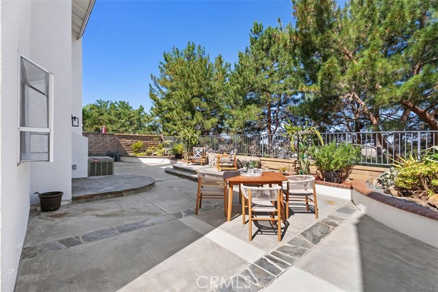 21321 Spruce, Mission Viejo CA: https://media.crmls.org/medias/5b61dac4-da32-4a3d-b9d7-e73b9b5ebc55.jpg