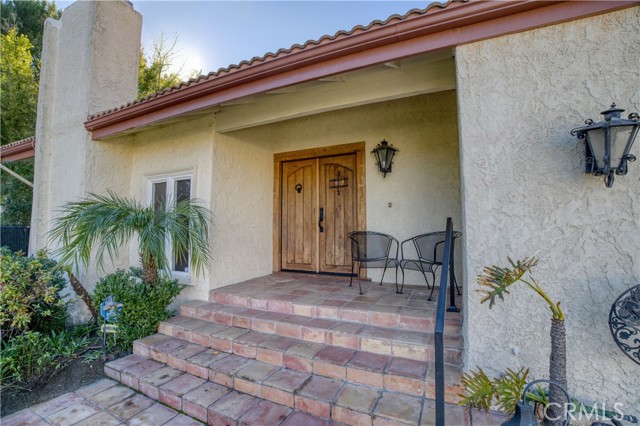 Detail Gallery Image 6 of 29 For 19946 Turnberry, Tarzana,  CA 91356 - 4 Beds | 2/1 Baths