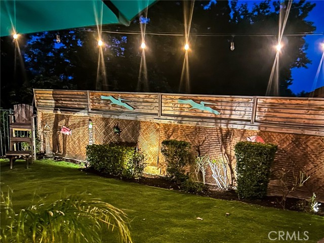 1045 Inverlochy Drive, Fallbrook CA: https://media.crmls.org/medias/5b628e33-6f15-4935-9822-22f1fa57ad3c.jpg
