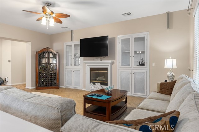 5005 Boulder Creek Place, Bakersfield, California 93312, 3 Bedrooms Bedrooms, ,2 BathroomsBathrooms,Residential,For Sale,5005 Boulder Creek Place,CRSR24237896