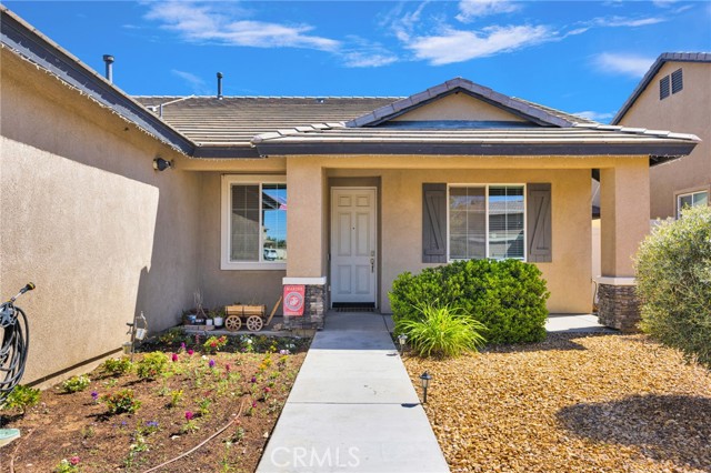 Detail Gallery Image 6 of 49 For 8179 Taft, Oak Hills,  CA 92344 - 4 Beds | 2 Baths