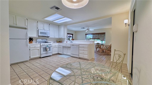 Detail Gallery Image 3 of 26 For 78310 Crestview, La Quinta,  CA 92253 - 3 Beds | 2 Baths