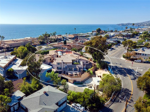 Detail Gallery Image 1 of 33 For 237 Calliope St, Laguna Beach,  CA 92651 - 2 Beds | 2/1 Baths