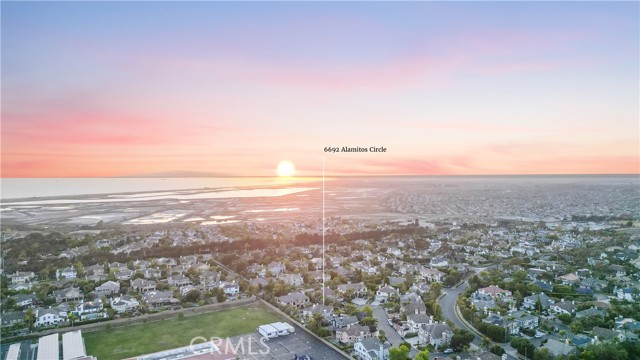 6692 Alamitos Circle, Huntington Beach CA: https://media.crmls.org/medias/5b66bad4-4e8c-49c1-ad44-ec0bdb3480d9.jpg