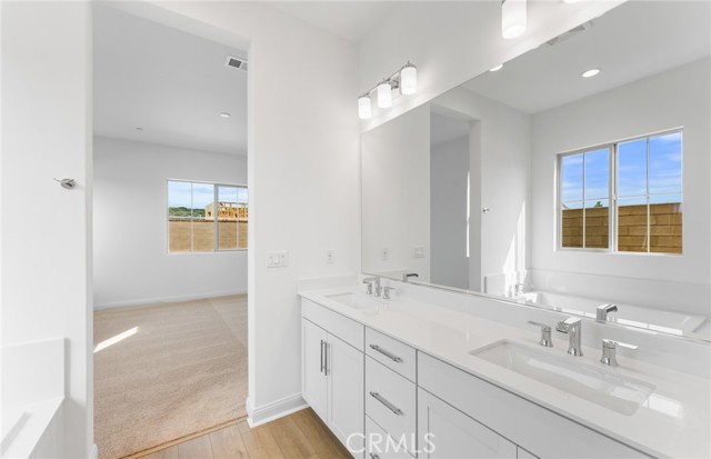 Detail Gallery Image 20 of 35 For 743 Corkscrew, Rancho Mission Viejo,  CA 92694 - 3 Beds | 2/2 Baths