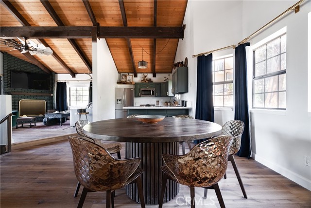 Detail Gallery Image 3 of 36 For 1132 Mount Shasta Rd, Big Bear City,  CA 92314 - 4 Beds | 2 Baths