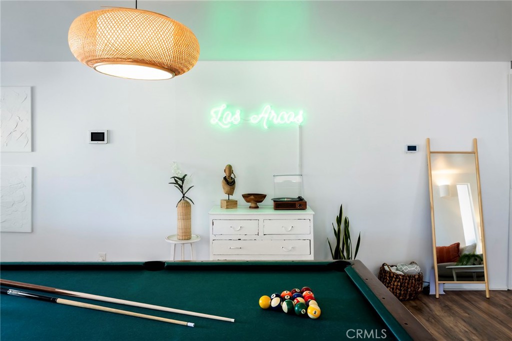 https://media.crmls.org/medias/5b69b6b4-fcfa-4202-b5b7-294aae87088c.jpg?preset=X-Large