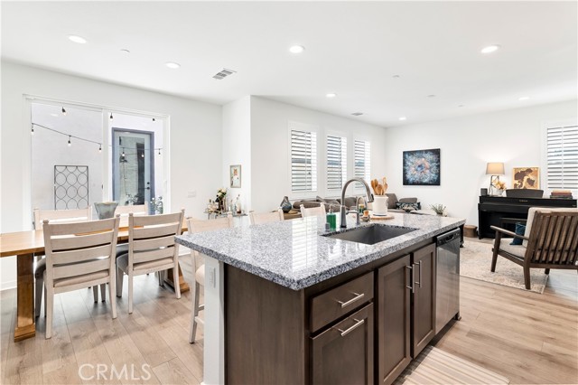 Detail Gallery Image 10 of 66 For 32613 Brunello Way, Temecula,  CA 92591 - 4 Beds | 3 Baths