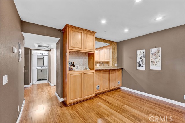 Detail Gallery Image 5 of 22 For 12640 Euclid St #202,  Garden Grove,  CA 92840 - 3 Beds | 2 Baths