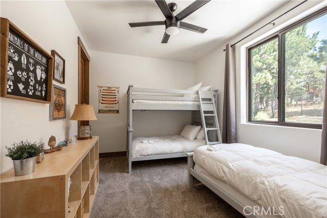 43778 Colusa Drive, Big Bear Lake CA: https://media.crmls.org/medias/5b6c676e-6dff-43f7-bfe4-22f5f3d2622f.jpg