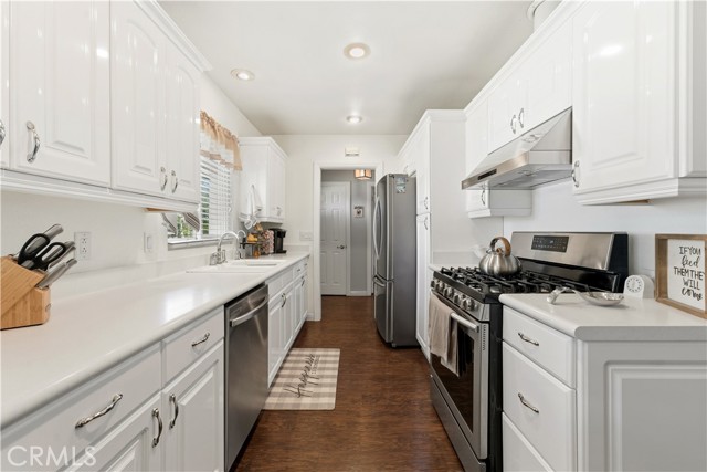 Detail Gallery Image 14 of 49 For 855 N 3rd, Upland,  CA 91786 - 3 Beds | 2 Baths