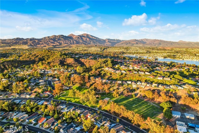 22701 Via Tercero, Mission Viejo CA: https://media.crmls.org/medias/5b6db073-89f4-47bf-a6c2-5dda16d99cdb.jpg