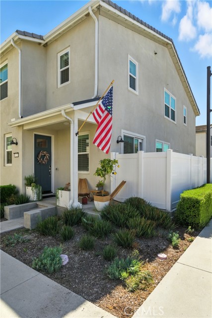 1121 Whirlwind Drive, Rancho Mission Viejo CA: https://media.crmls.org/medias/5b6df18f-5189-48e3-8619-2c9c82dc1878.jpg