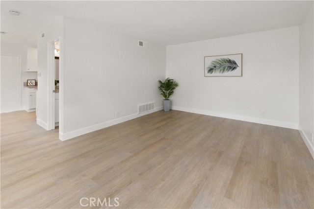 5b6f5d16 9e54 4334 Bccb A4c6aeb1bc77