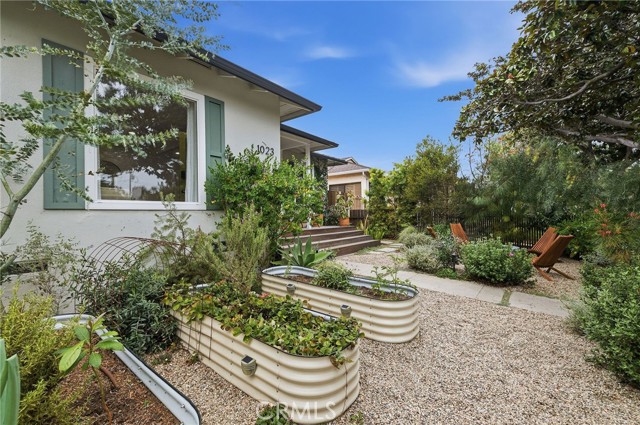 Detail Gallery Image 5 of 43 For 1023 Acacia, Torrance,  CA 90501 - 3 Beds | 2 Baths