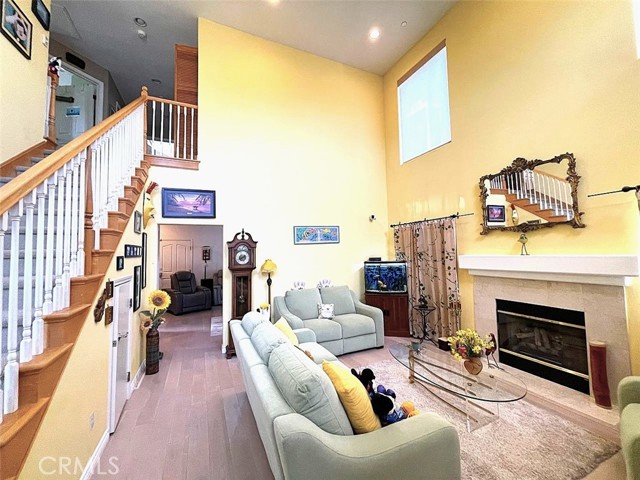 Detail Gallery Image 6 of 29 For 2313 Nelson a,  Redondo Beach,  CA 90278 - 4 Beds | 3/1 Baths