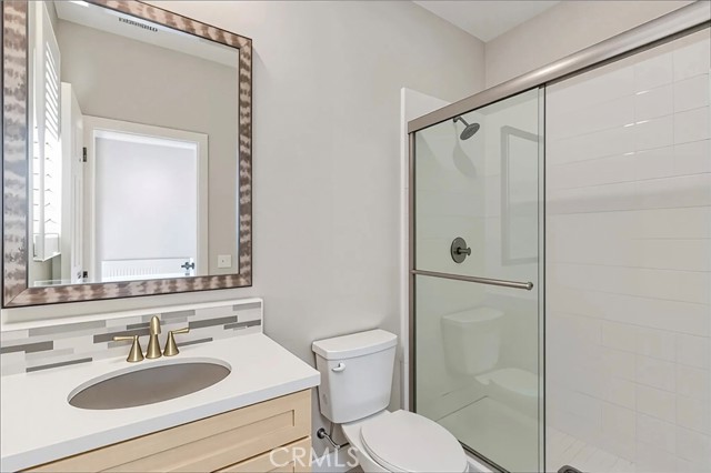 72 Granite, Irvine CA: https://media.crmls.org/medias/5b70ce4a-800b-4c2f-8e59-3ac97e0f82d5.jpg