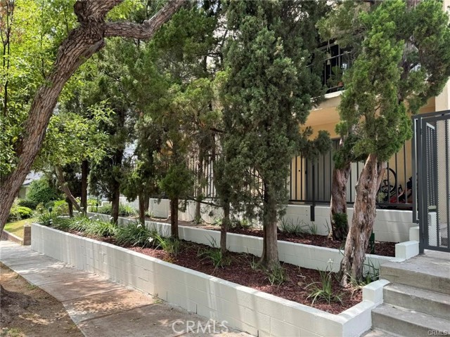 Detail Gallery Image 27 of 33 For 631 San Jose #F,  Burbank,  CA 91501 - 1 Beds | 1 Baths