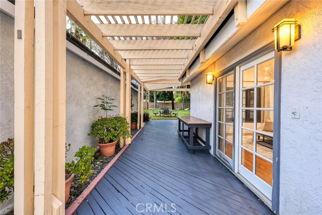 131 Woodruff Place, Arcadia CA: https://media.crmls.org/medias/5b749a6a-2dc7-47ac-a914-ab88f350fe4c.jpg