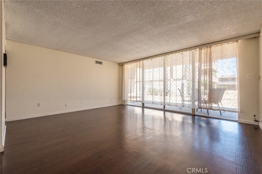 MLS #IV25122592 img 11